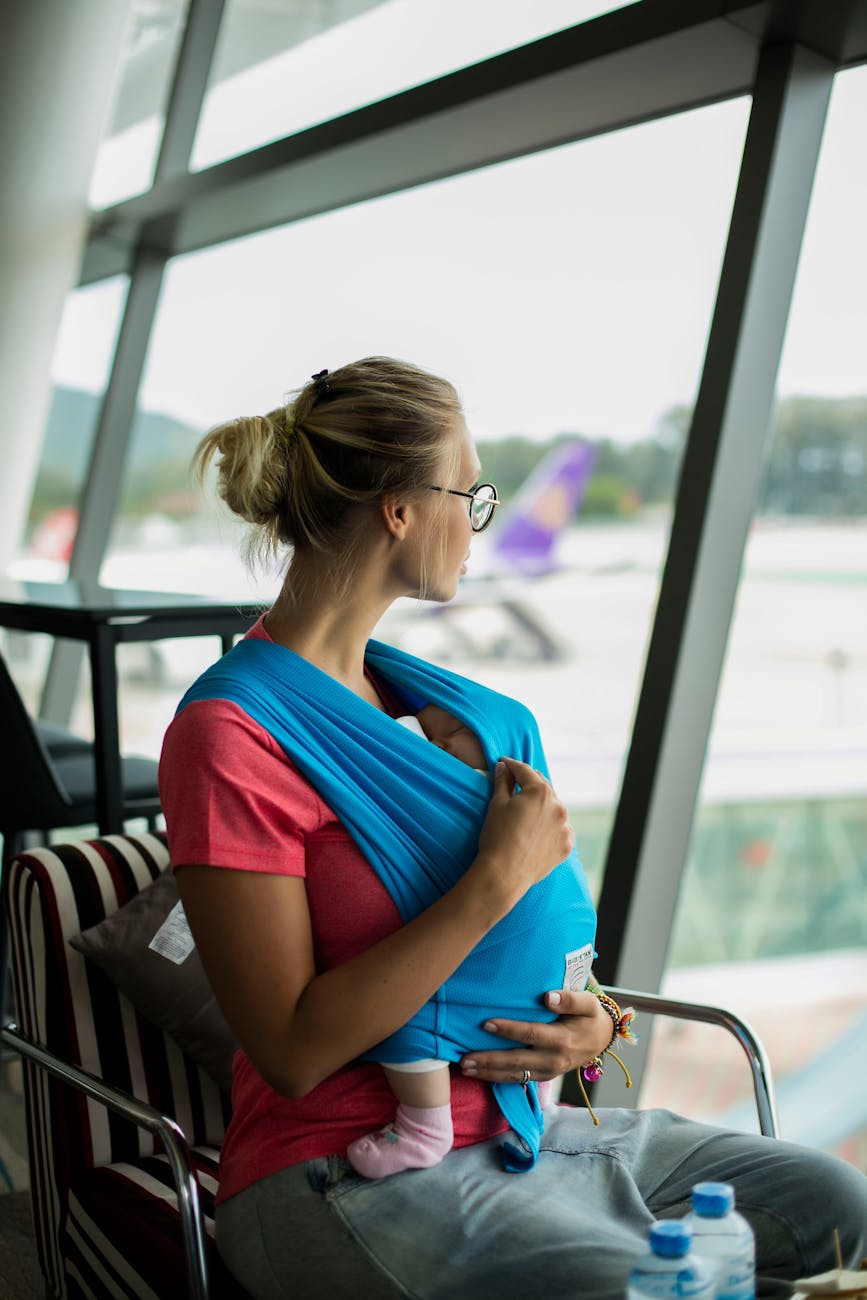 Flying with Toddlers: Survival Guide for Parents (2025 Edition)